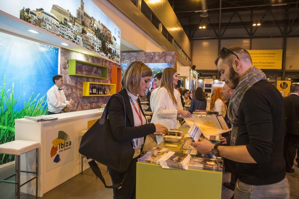 El Consell inicia la promoción turística en la feria madrileña