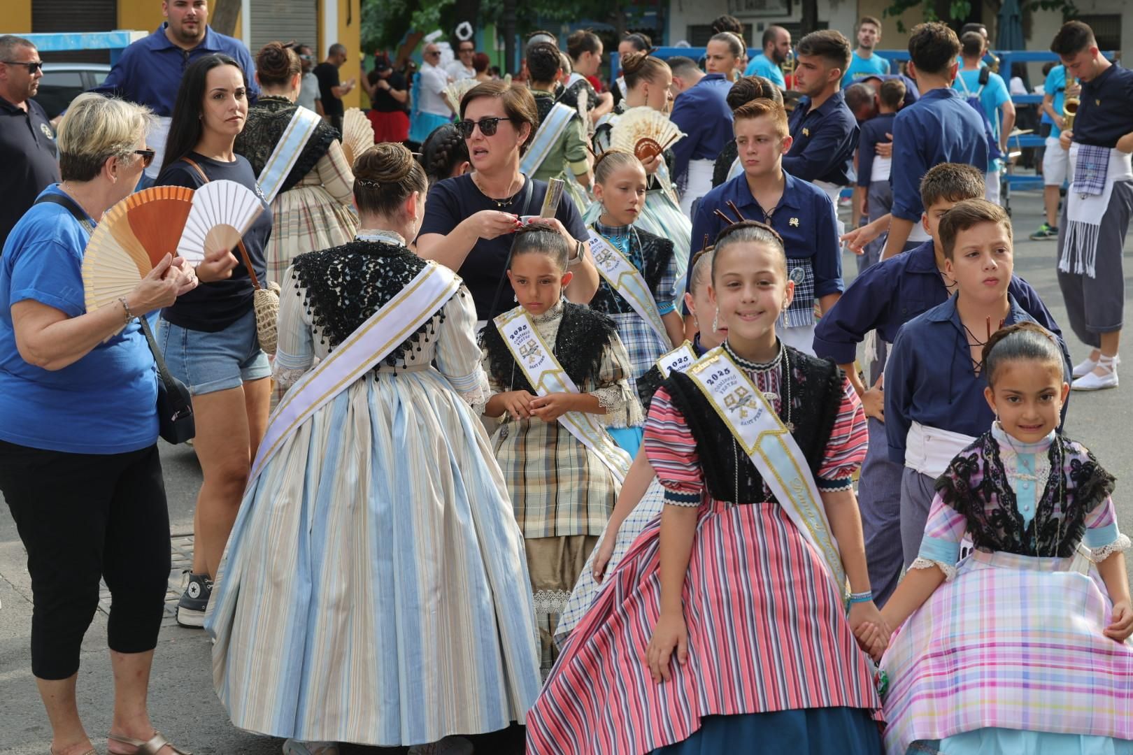 Galería | El Grau disfruta de su desfile de peñas