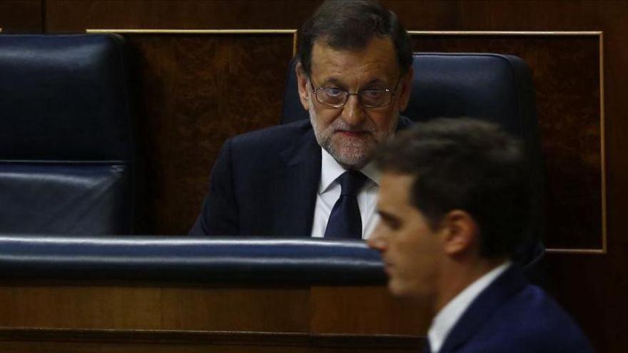 Cs exprime la crisis catalana en el Congreso para apuntalar su auge