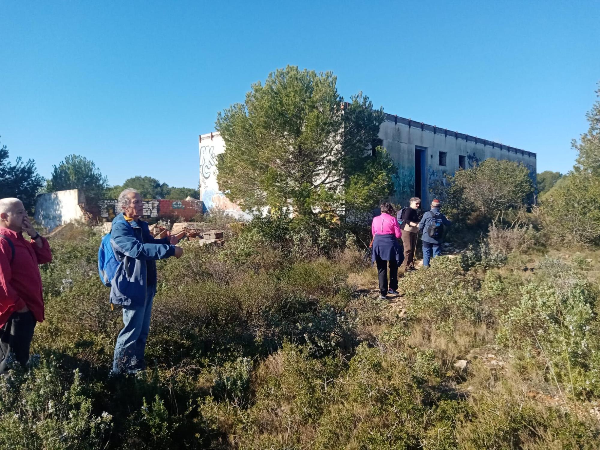 Caminada per la zona de la base.