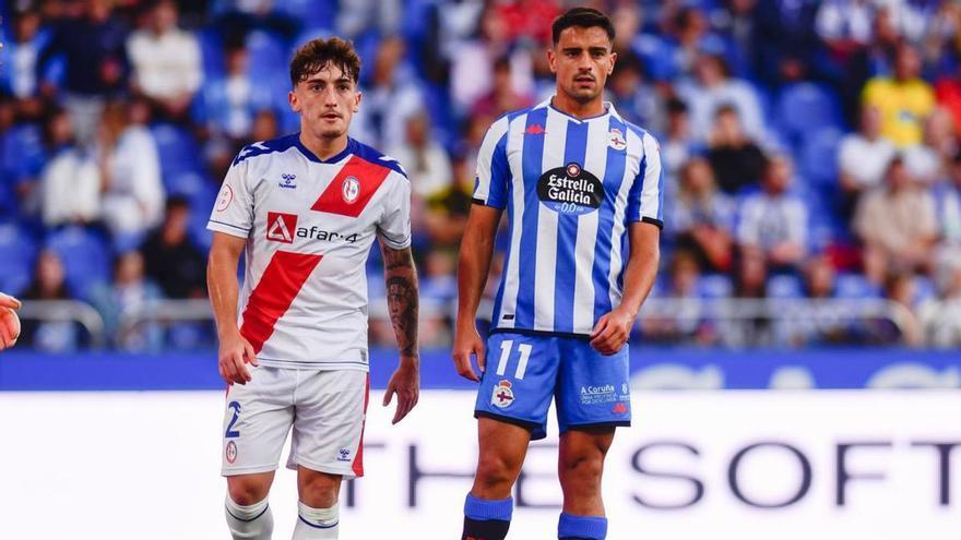 Davo y Diego Ceballos durante el partido entre el Deportivo y el Rayo de ida. |  // CASTELEIRO / ROLLER AGENCIA
