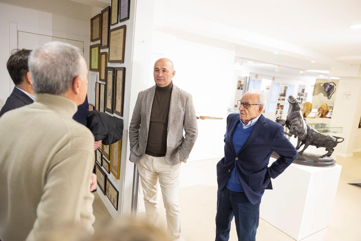 Visita de José Luis y Alberto Ramírez al Museu del Bou de Burriana