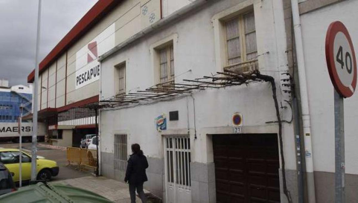 El bajo, en el número 27, será acondicionado para atender a los usuarios.  // Ricardo Grobas