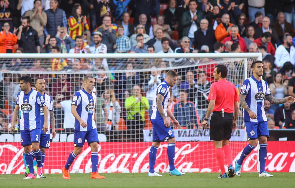 El Dépor cae con claridad en Mestalla