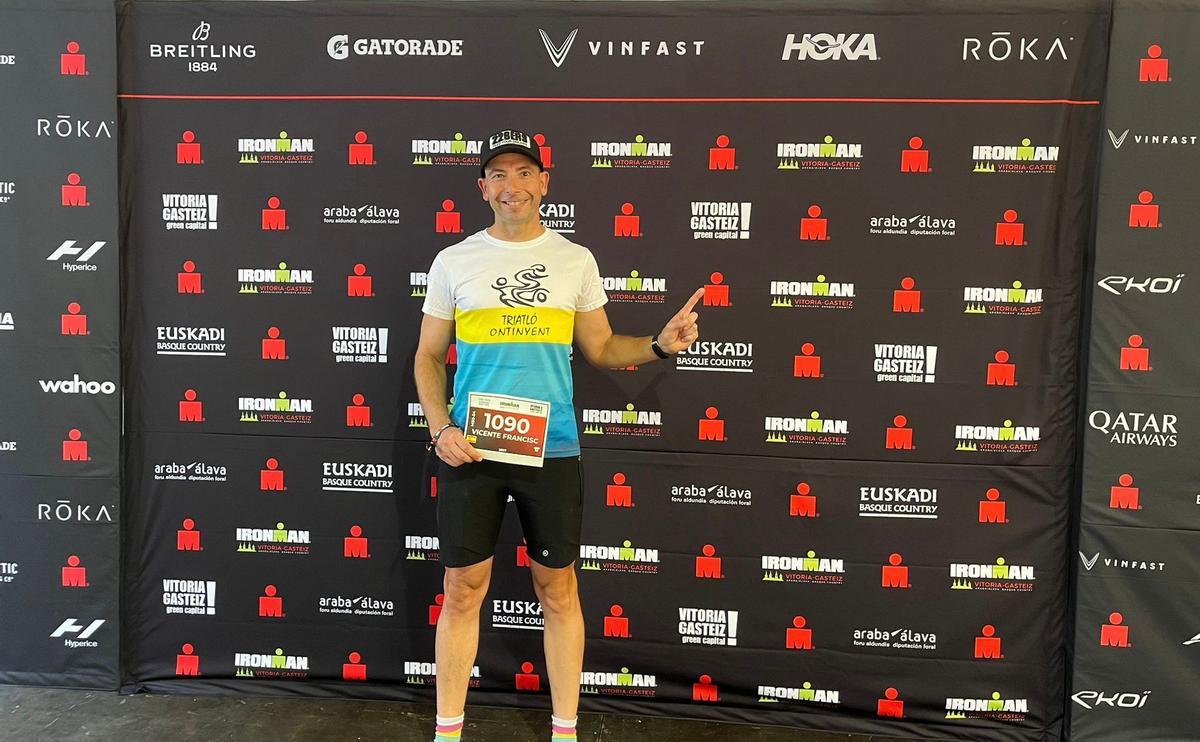 Vicente Granero, del Triatló Ontinyent, en el Iron Man de Vitoria-Gasteiz.