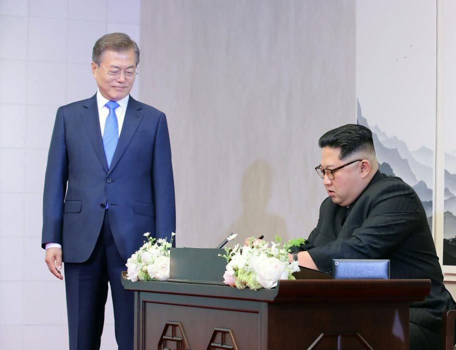 Encuentro entre Kim Jong-un y Moon Jae-in