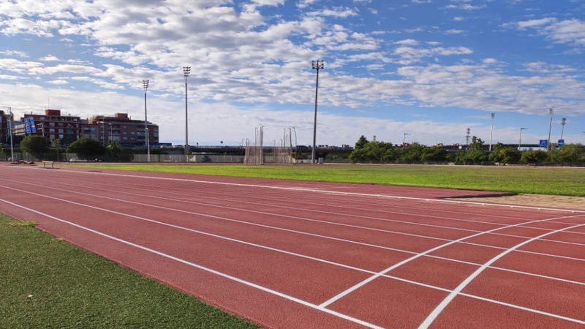 La pista municipal de atletismo Antonio Amorós de Santa Coloma de Gramenet (Barcelona)