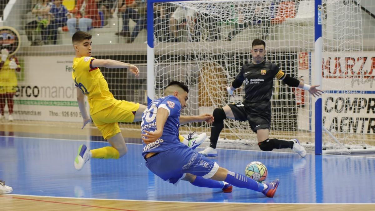 Dídac, en una acción del partido