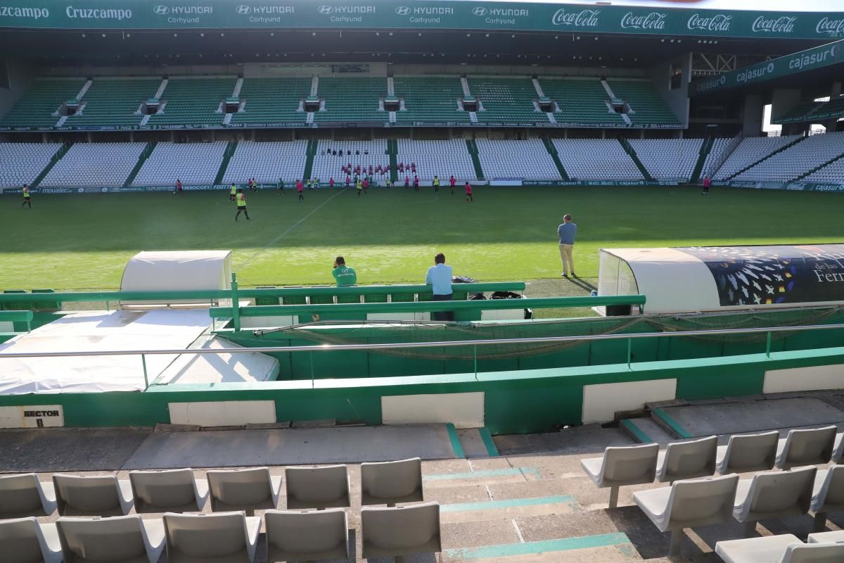 El Córdoba CF vuelve a jugar en El Arcángel