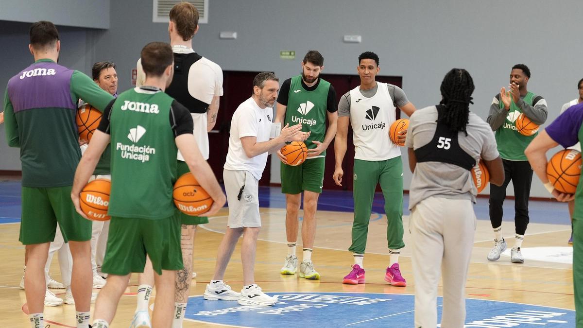 El Unicaja viaja a Las Palmas con la intención de sumar un nuevo triunfo en la Liga Endesa.