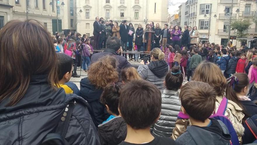 Imagen de la concentración en Alcoy.