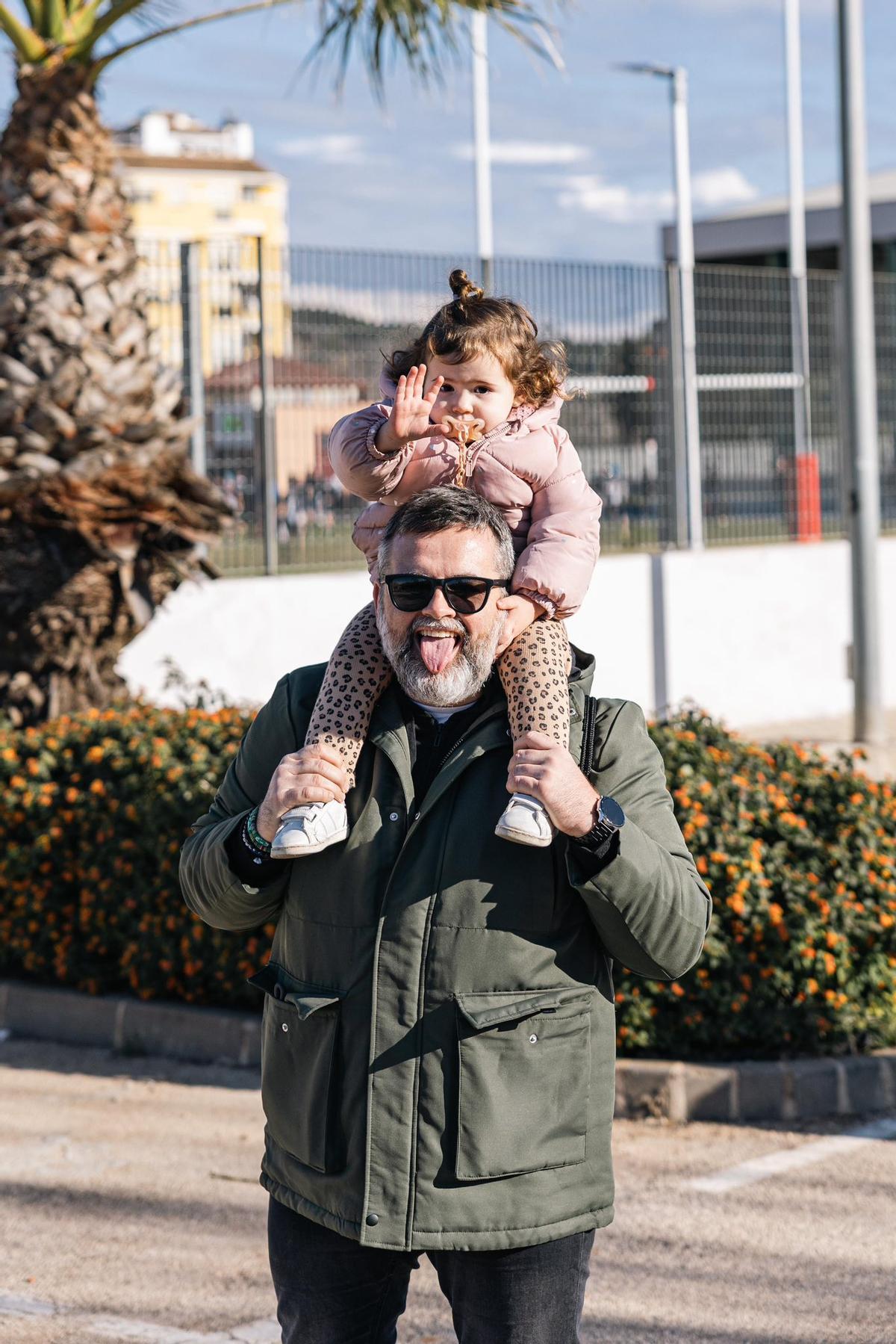 La Fúmiga ompli de famílies el Festivernet de Tavernes de la Valldigna La Fúmiga ompli de famílies el Festivernet de Tavernes de la Valldigna