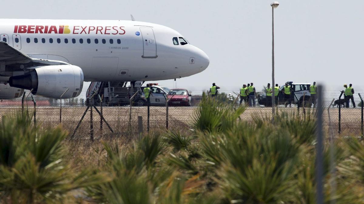 Comienza la huelga de tripulantes de Iberia Express convocada por USO