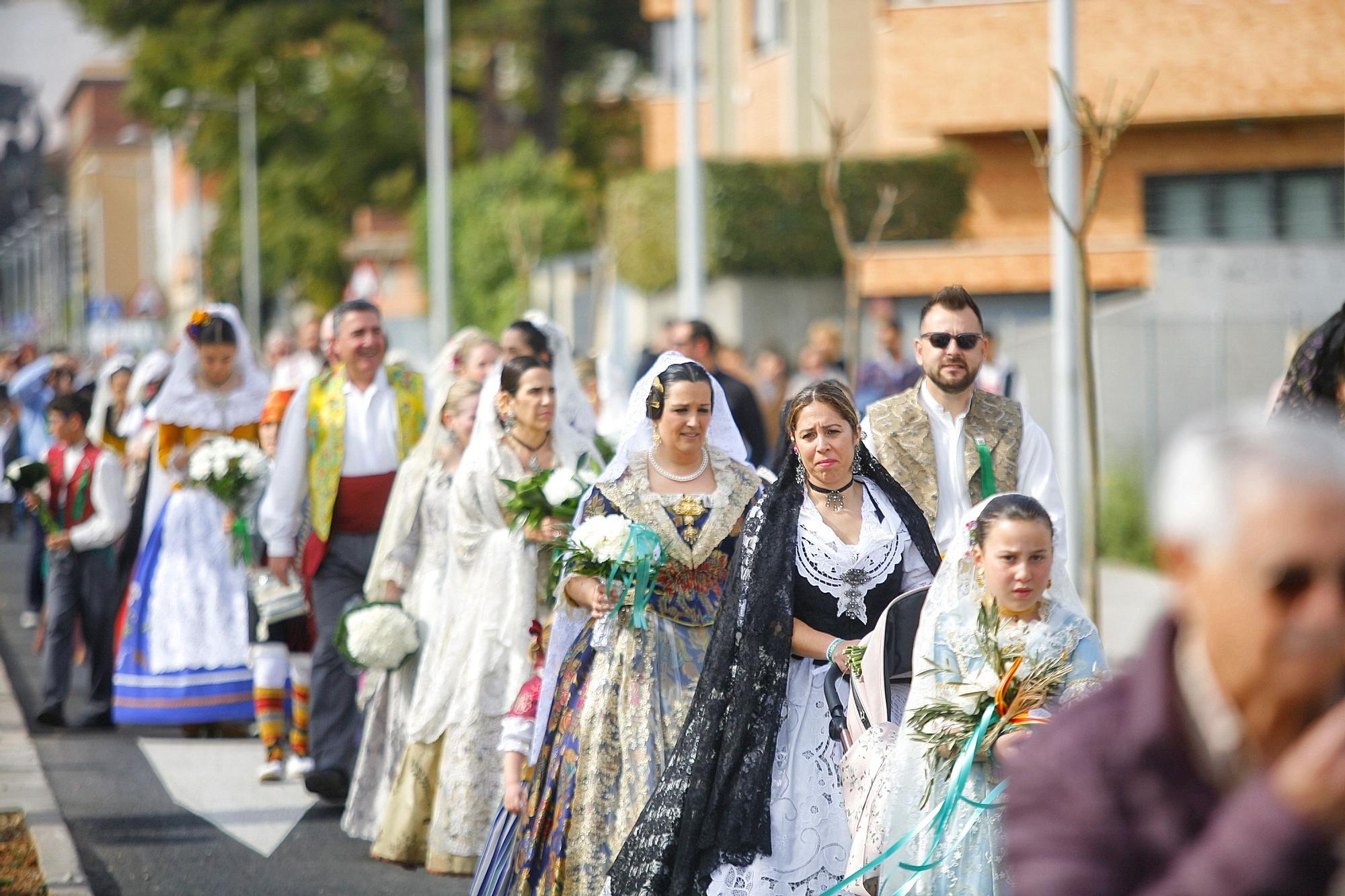 Galería de la Ofrena: El homenaje de las fiestas a la Mare de Déu de Lledó