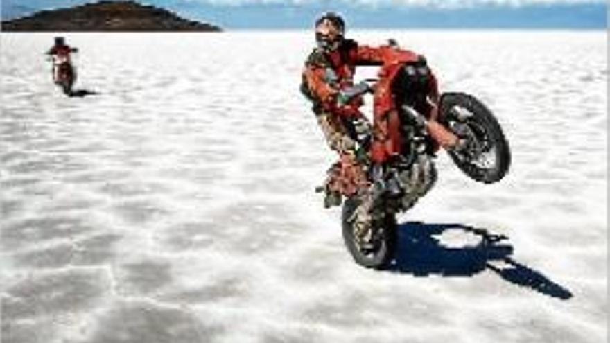 Les motos i els quads travessaran l&#039;espectacular salar de Uyuni