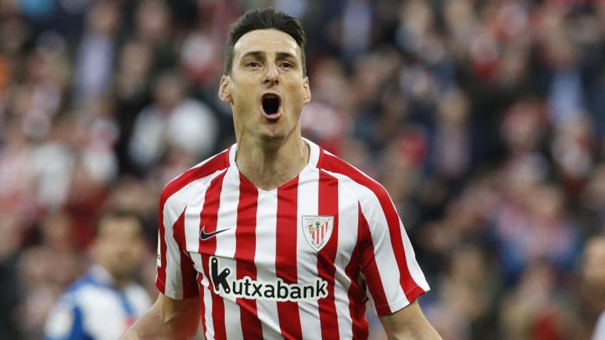 Aduriz celebra uno de sus goles frente al Espanyol