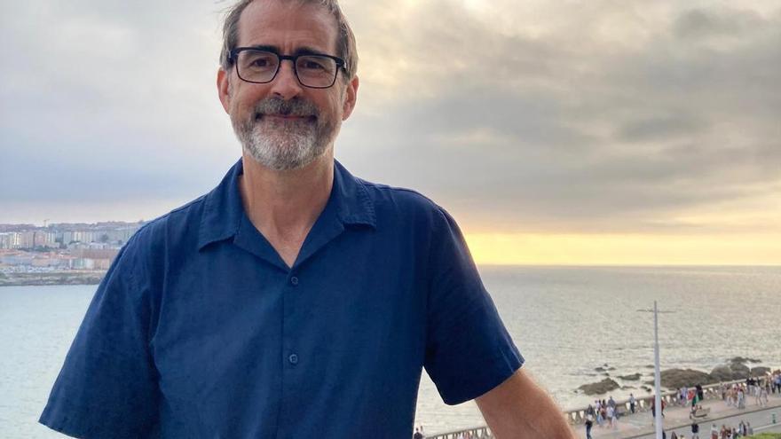 Científicos de A Coruña, tras el eclipse de sus vidas: "La llegada de la totalidad fue un auténtico espectáculo: como si alguien 'engullera' el Sol"