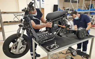 Siete empresas de paquetería apuestan ya por la moto de VMS