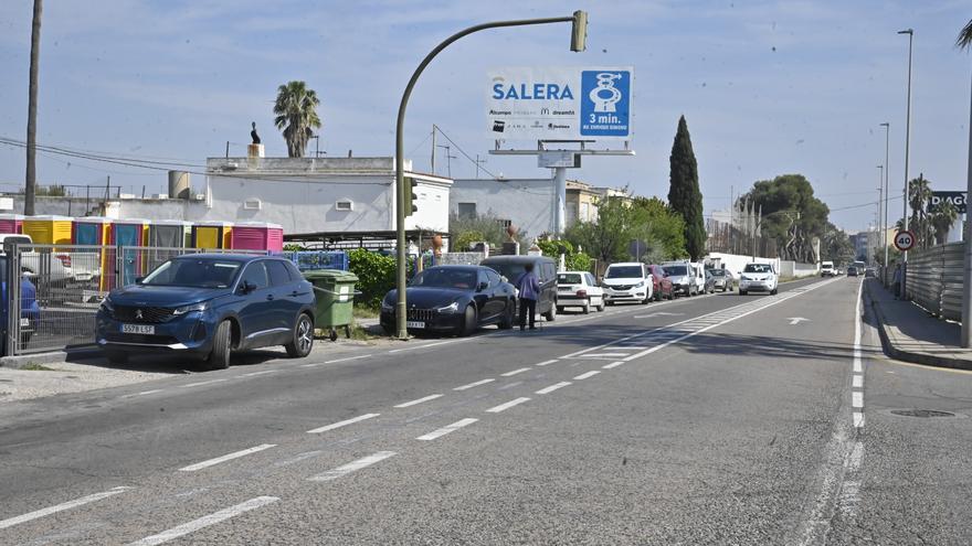 Un nuevo carril bici y otro espacio urbano reavivan la avenida l’Alcora de Castelló