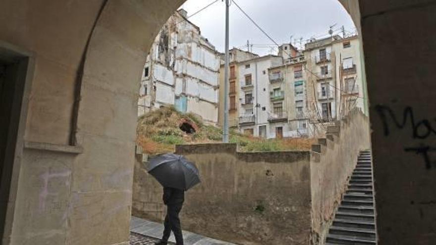 Alcoy declara en estado de ruina otro edificio de la calle San Juan