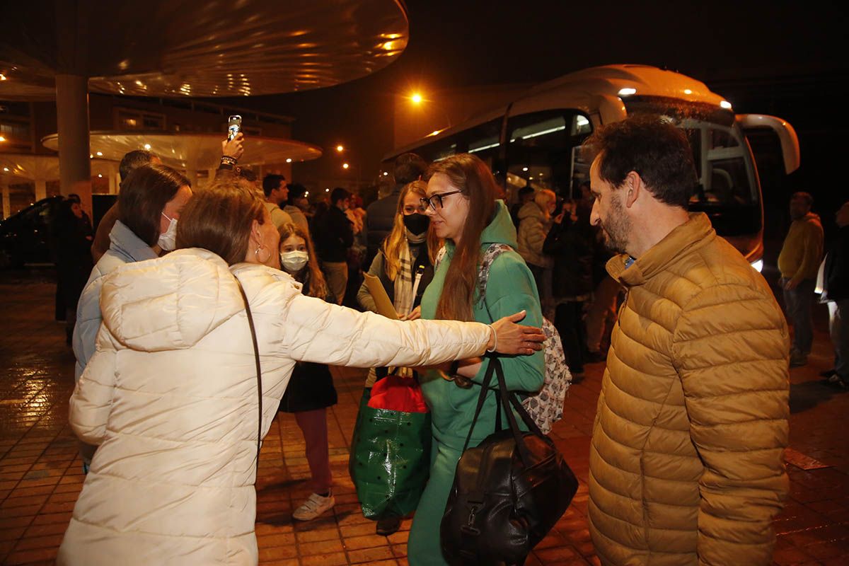 Llega a Córdoba un autobús de refugiados ucranianos