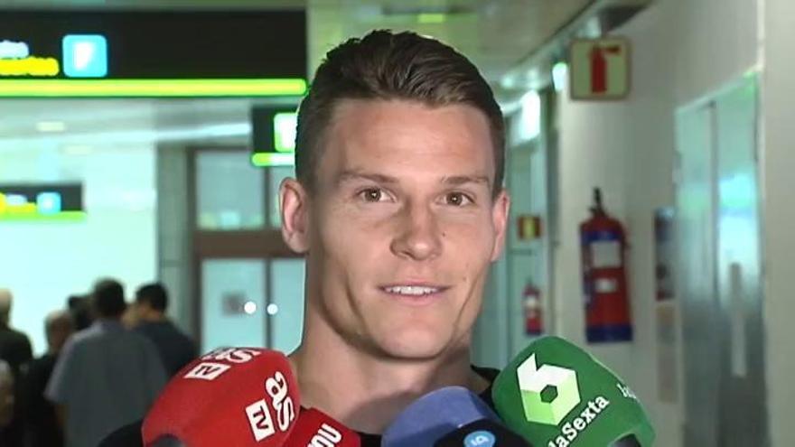 Gameiro: "Estoy muy contento de poder jugar en el Atlético"