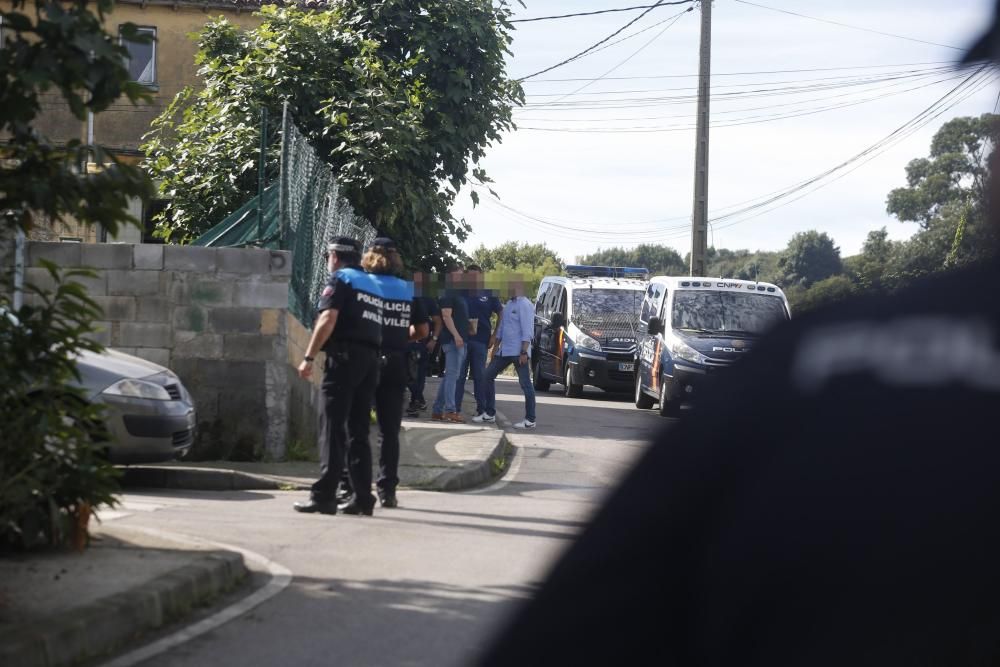 Una macrooperación policial acaba con el "supermercado de la droga de Avilés".