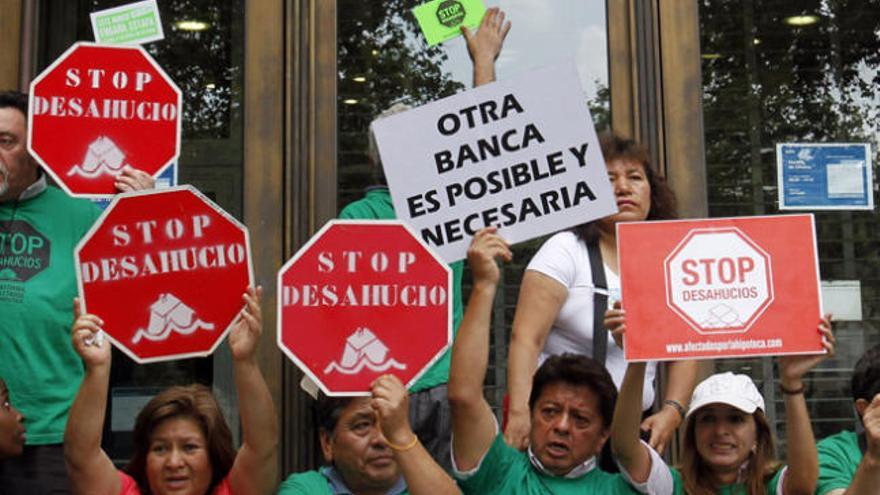 Imagen de archivo de una protesta contra los desahucios.