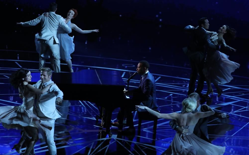John Legend interpreta 'City of stars', de la banda sonora de 'La la land'.