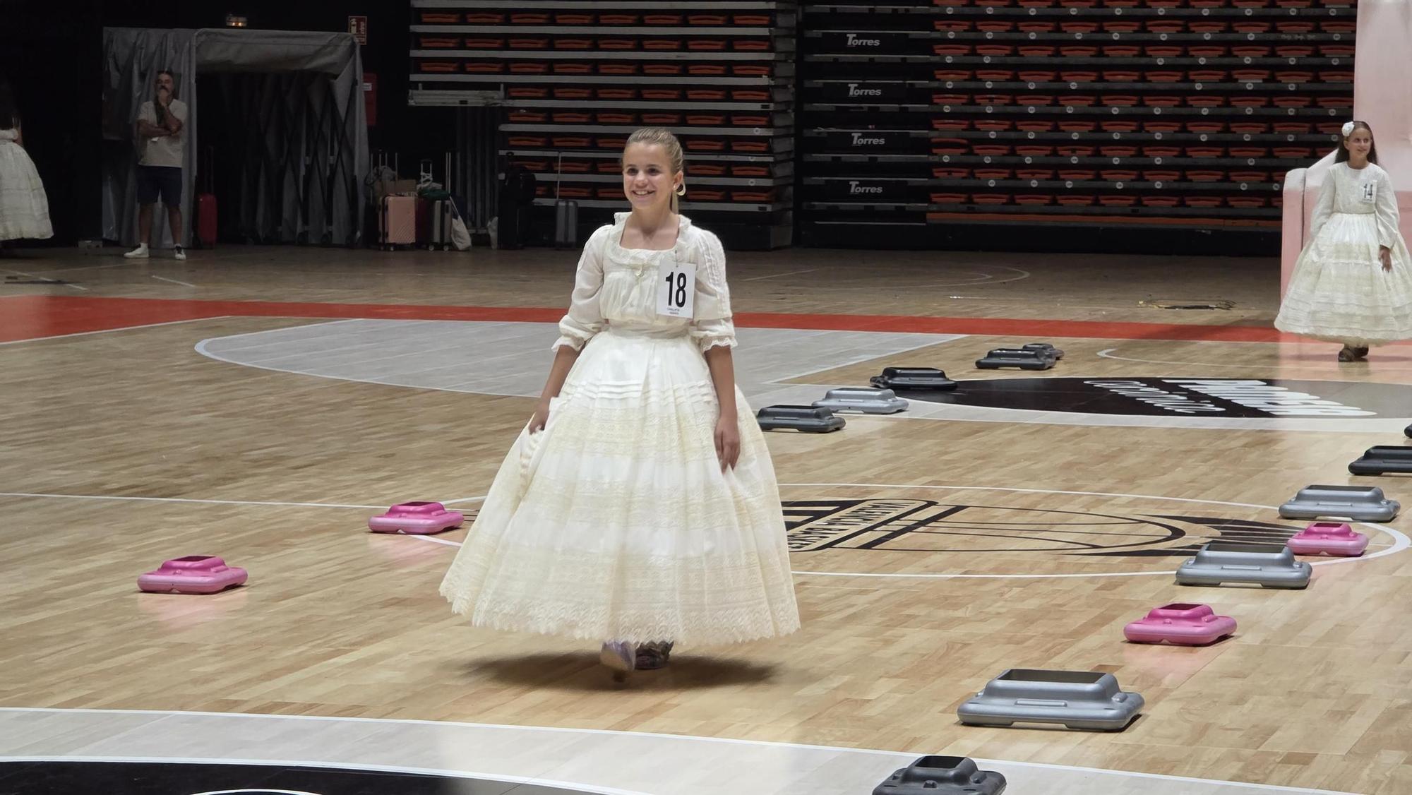 Asi ha sido el ensayo de la elección de candidatas a Falleras Mayores de València 2026
