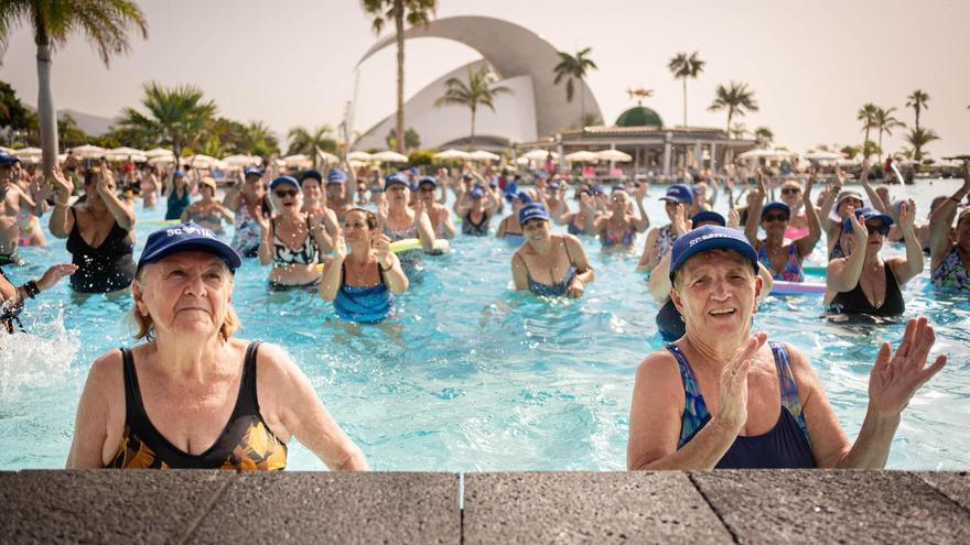 Taichí, ciberseguridad y murgas para activar a 100.000 mayores en Canarias