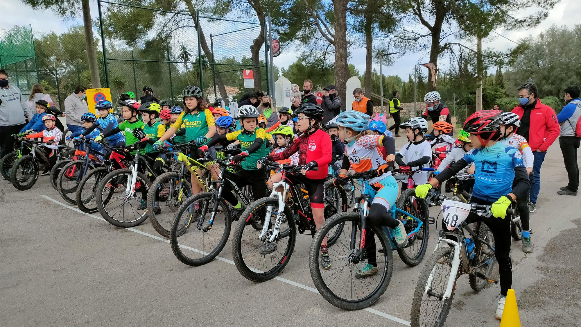 Sexta edición del Ciclocròs Centre de l'Illa en Lloret de Vistalegre