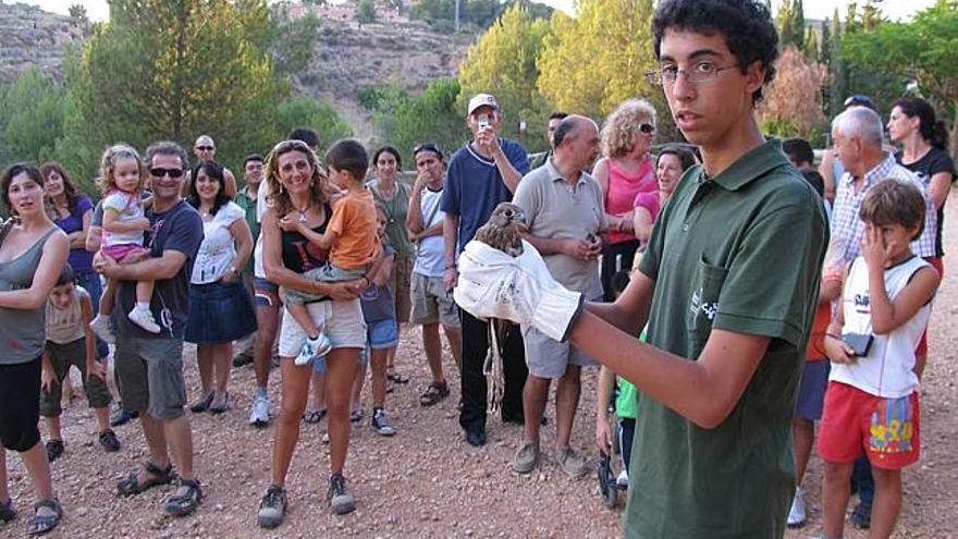 El Voluntariado Ambiental realiza una suelta de aves y anfibios