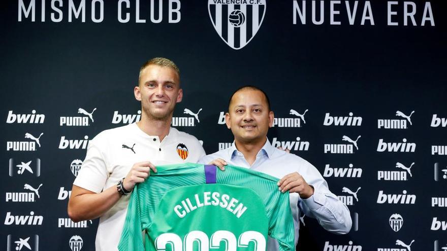 Cillessen: &quot;He venido al Valencia para jugar, quiero estar ya en Mestalla&quot;