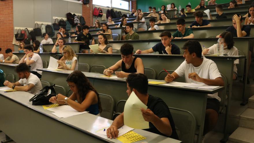 Nou rècord amb prop de 42.000 estudiants matriculats a la selectivitat per a la setmana vinent