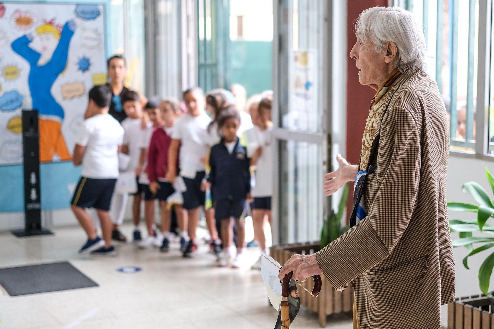 Pepe Dámaso visita el colegio Pepe Dámaso