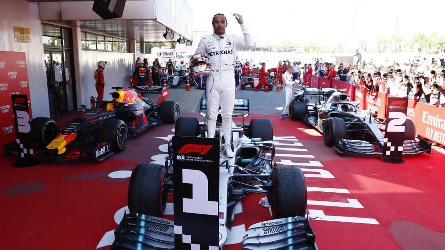 Lewis Hamilton pren el lideratge a Bottas imposant-se a Montmeló