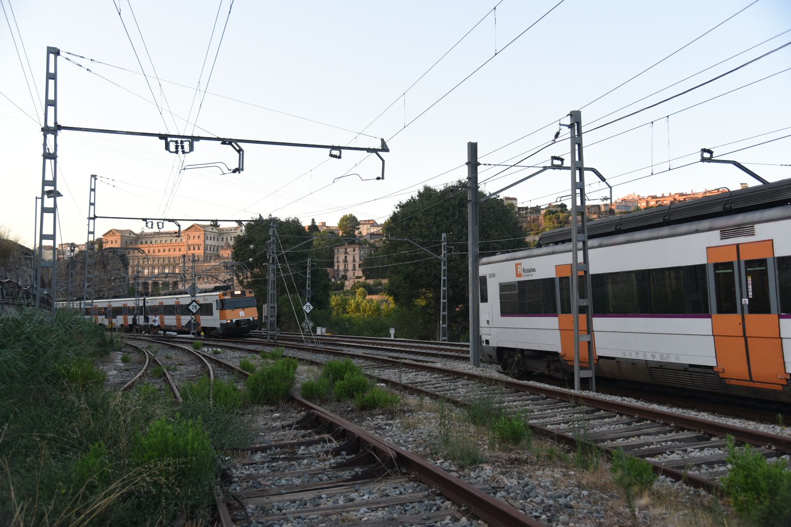 Dos trens a punt de xocar a l'estació de trens de Manresa