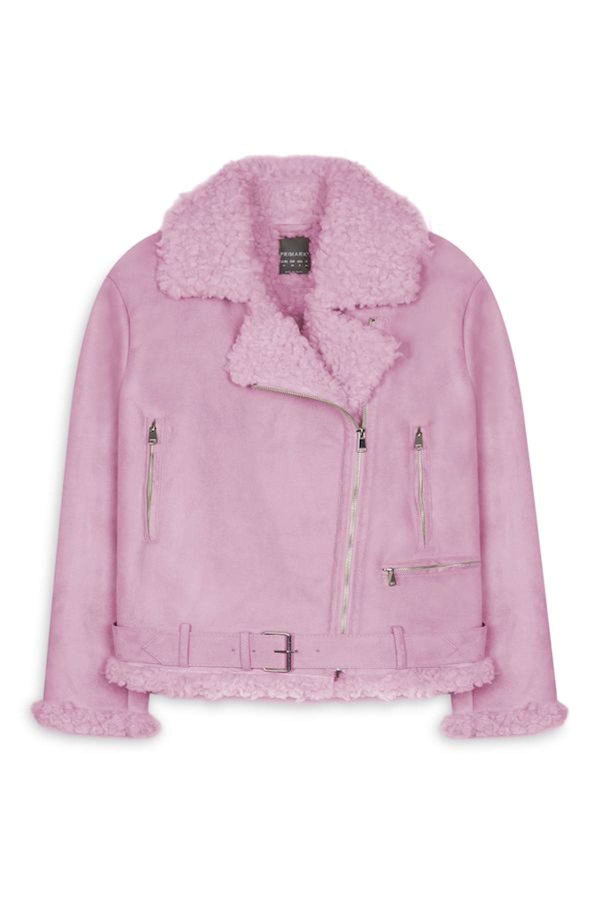 Chaquetas 'low cost': la biker furry pastel