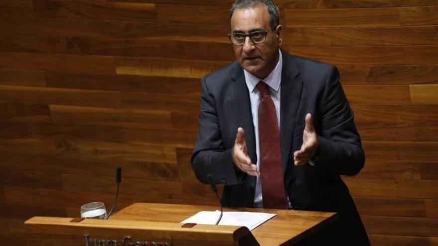 Lastra: &quot;La Universidad no debe convertir el grado de Deporte en un problema de Asturias&quot;