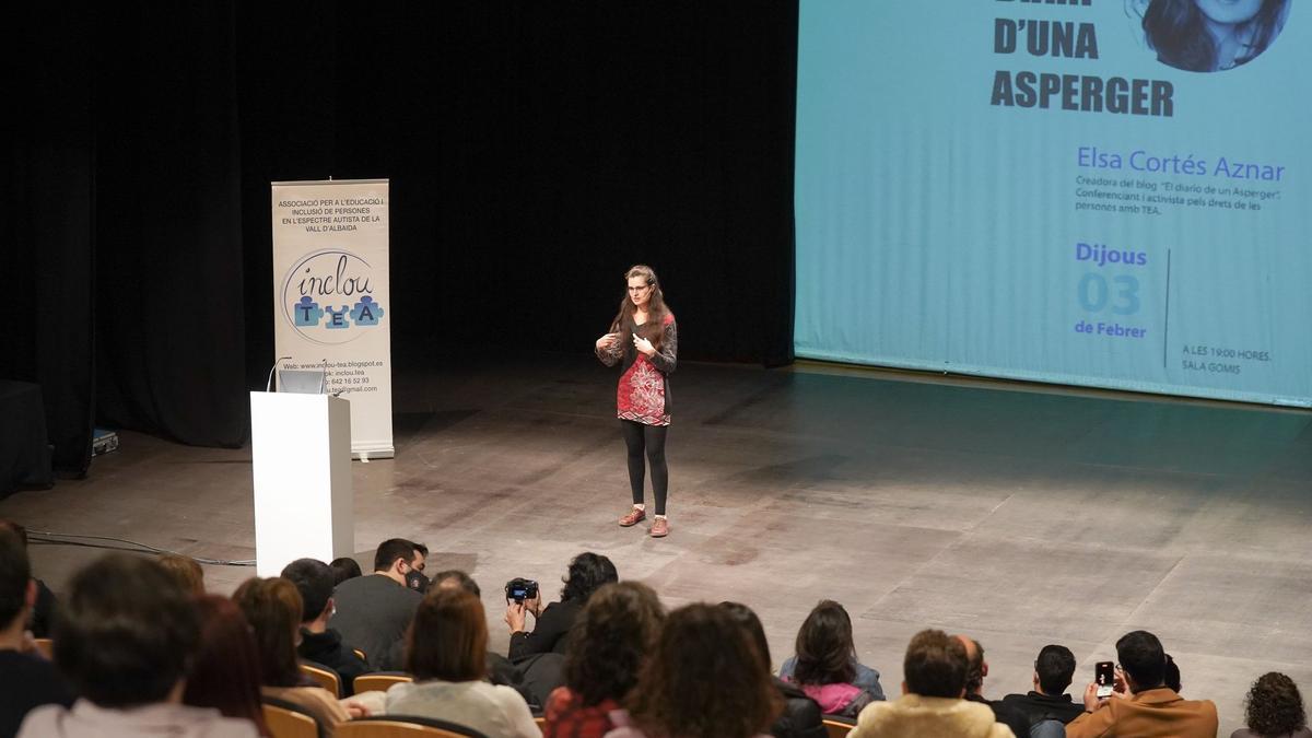 Inauguración de l'Escola de Famílies.