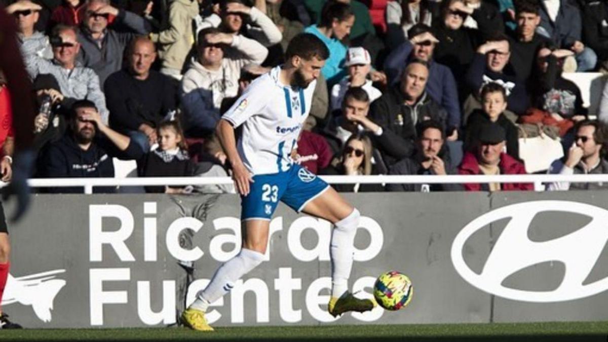 Nikola Sipcic, durante el partido disputado por el CD Tenerife en Cartagena. | | E.D.