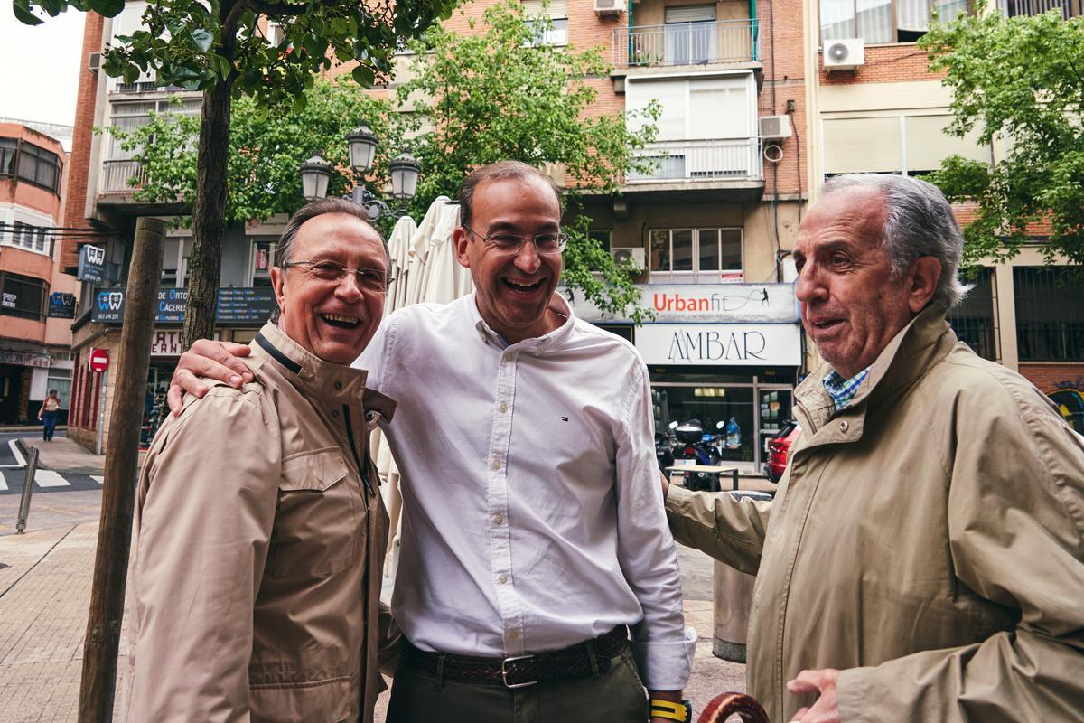 Mateos junto al humorista Franquete y el peirodista Antonio Nevado.