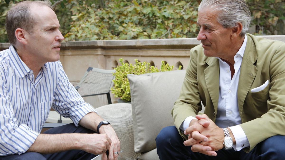 Christian Völkers mit MZ-Chef Ciro Krauthausen beim Interview.