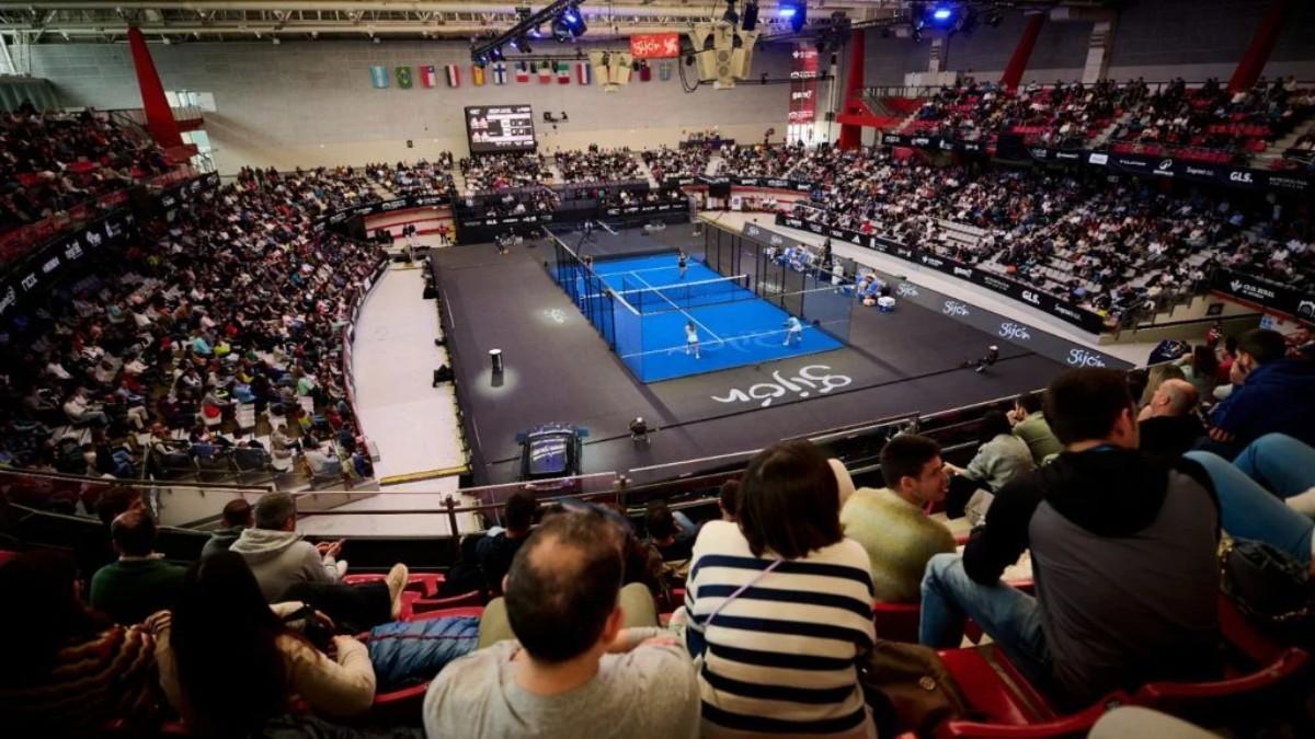El pabellón de Gijón durante su torneo en febrero