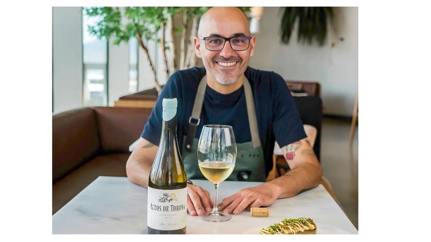 El chef con Estrella Michelín diseña un maridaje exclusivo para degustar Altos de Torona Ecológico en Centeno.