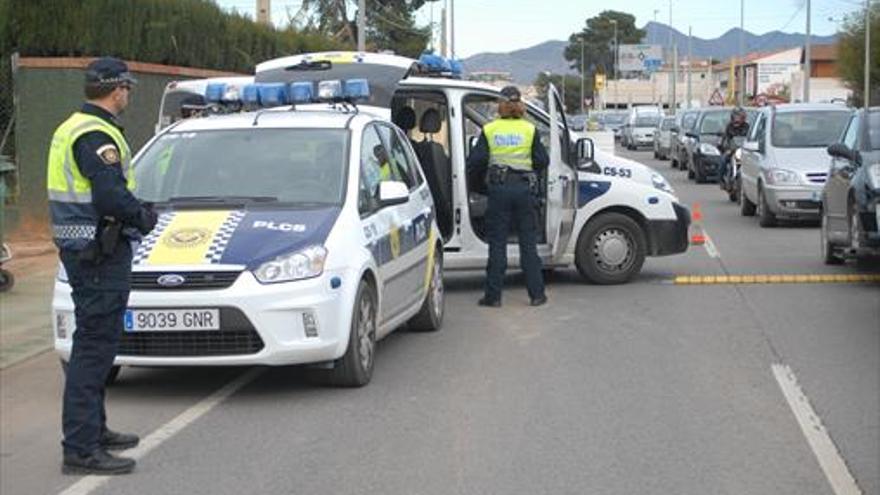 Dos detenidos por agredir a su mujer y su hijastra en Almassora