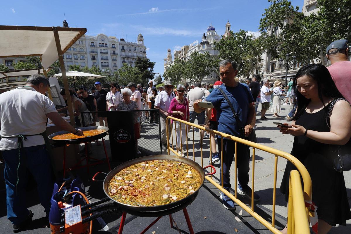 Los cocineros del Tastarrós llevarán fogonesy creaciones a la plaza del Ayuntamiento