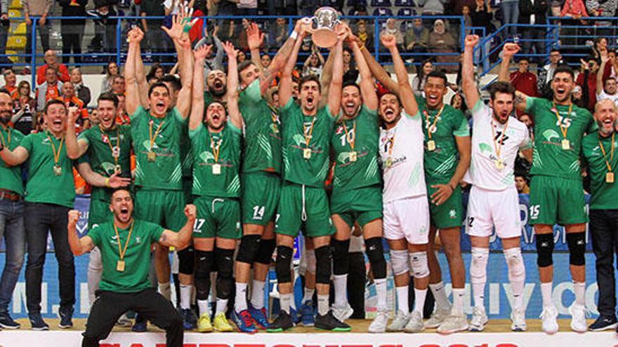 El Unicaja de Almería, en una imagen de la celebración de su título de campeón del año pasado.