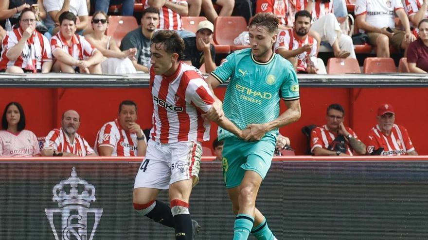 Quique Álvarez explica el canvi de Vanat a la mitja part: "L'ha demanat ell perquè tenia molèsties"